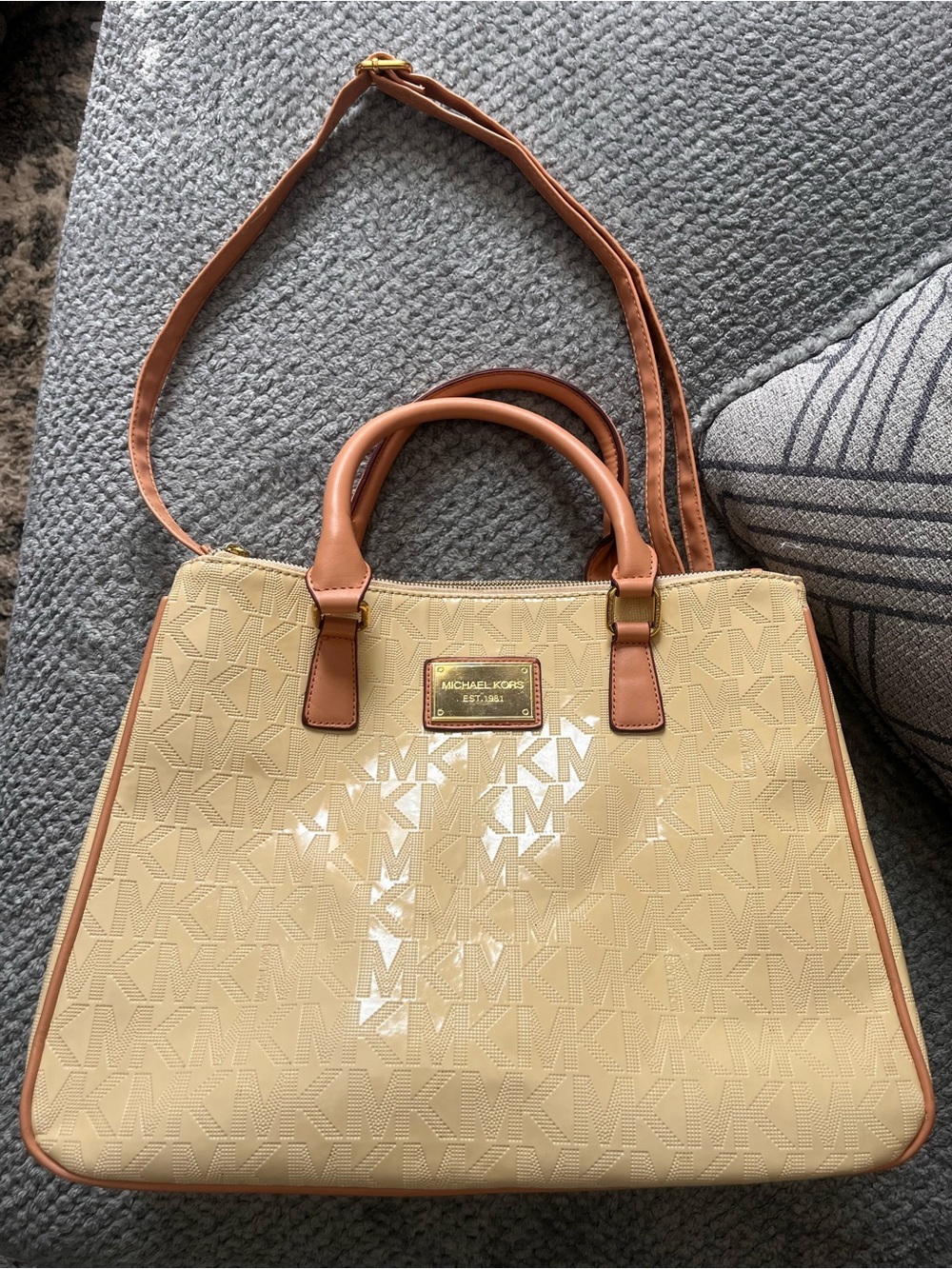 Michael Kors yellow Signature Tote Bag - Picture 1 of 6